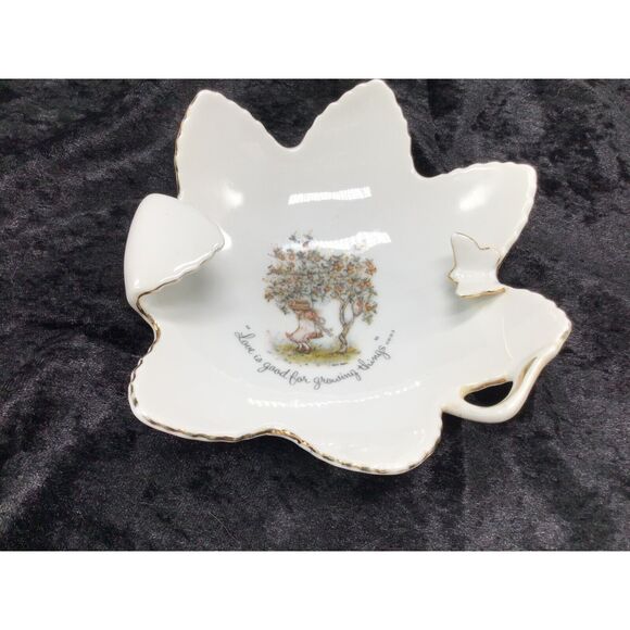 Hollie Hobby Trinket Dish Butterfly Love Quote Porcelain Gold Trim 6 Inches - Picture 1 of 4